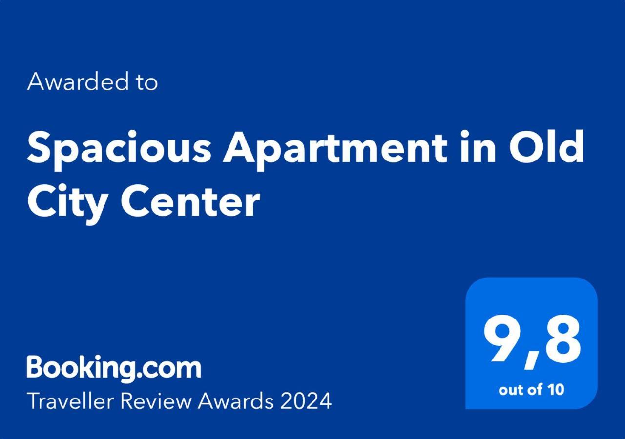 Modern Apartment In Old City Center Lviv Ngoại thất bức ảnh