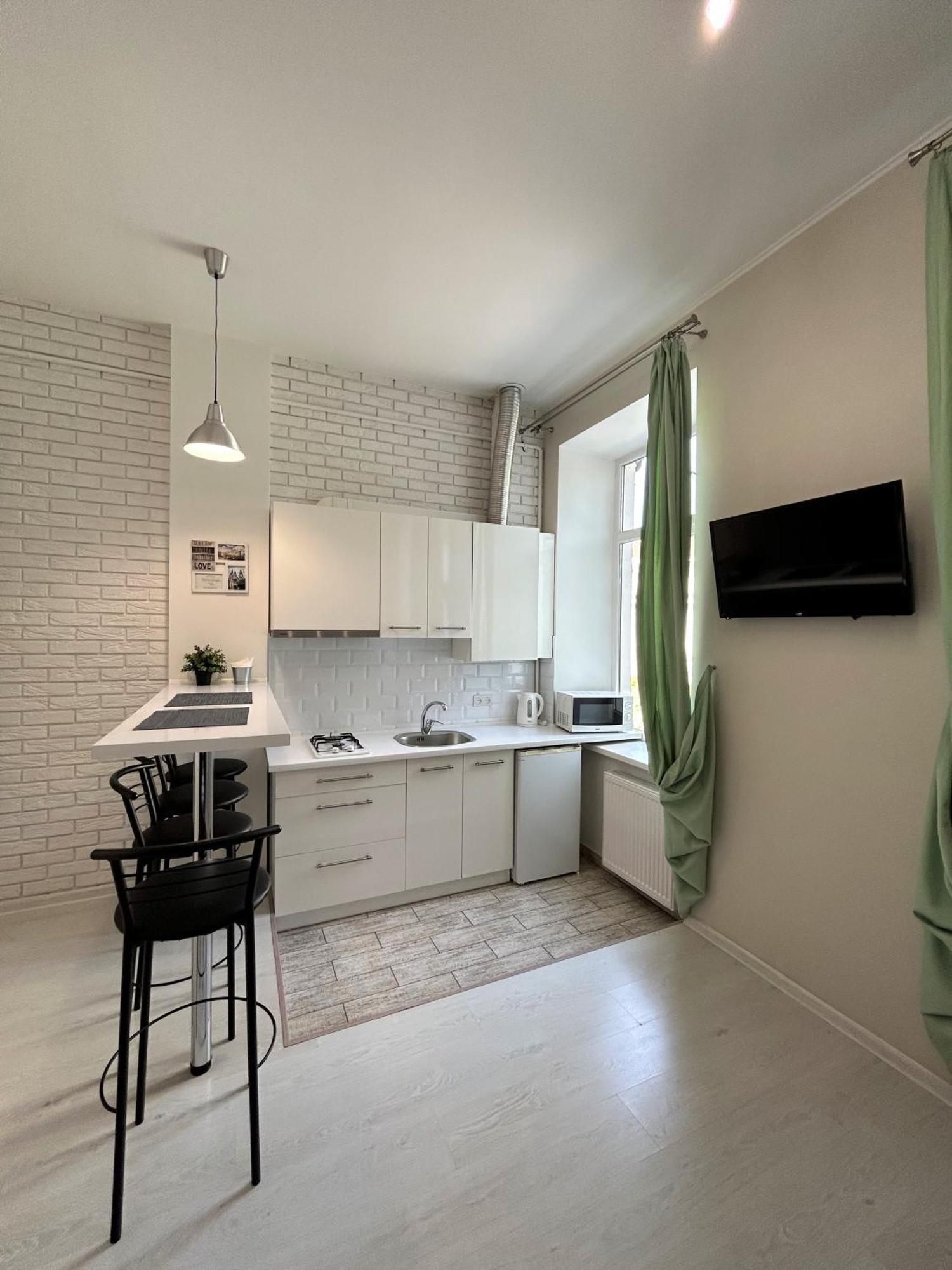 Modern Apartment In Old City Center Lviv Ngoại thất bức ảnh